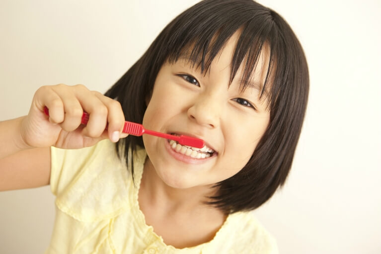 お子さんの歯の治療と予防に、力を入れています